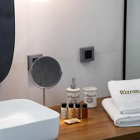 Rizomata Luxury וילה