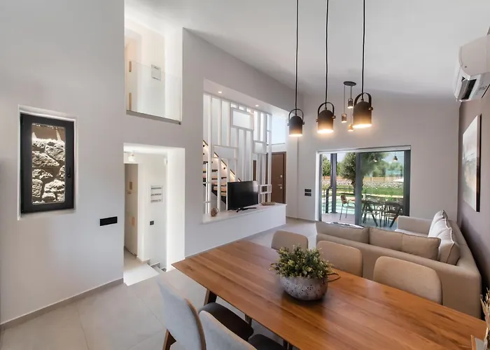 Rizomata Luxury Villa Lefkada City